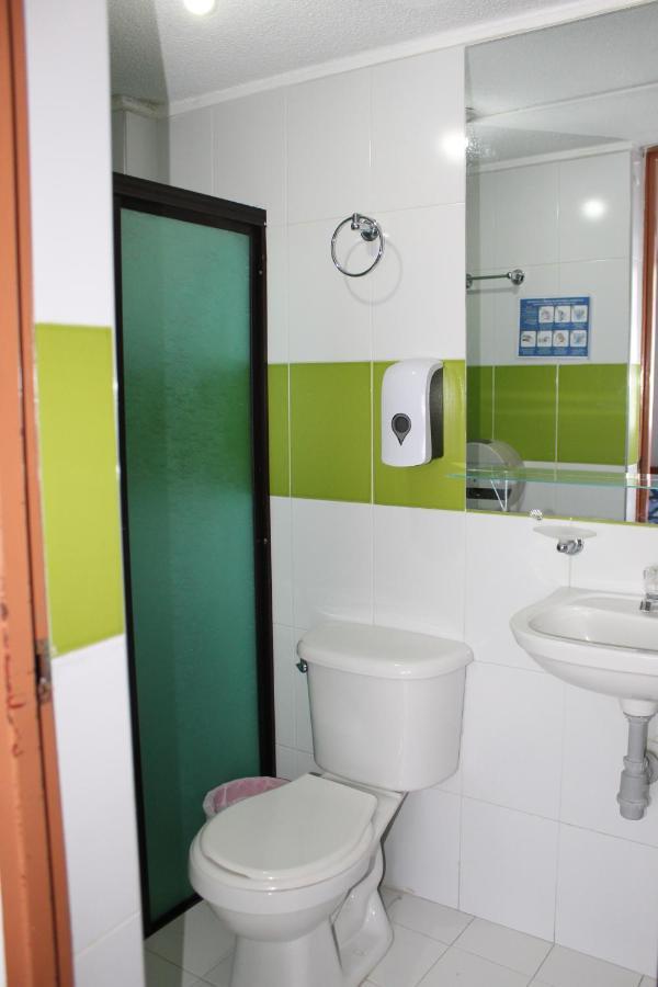Hostal Isla Senorial San Gil Esterno foto