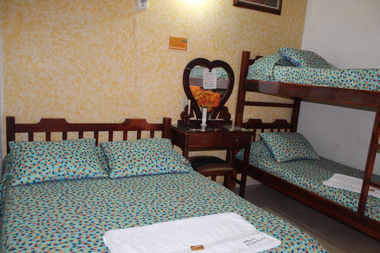 Hostal Isla Senorial San Gil Esterno foto