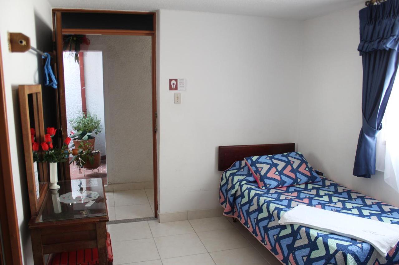 Hostal Isla Senorial San Gil Esterno foto