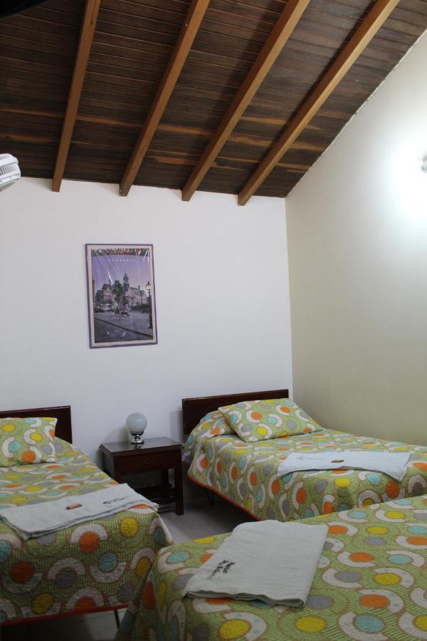 Hostal Isla Senorial San Gil Esterno foto