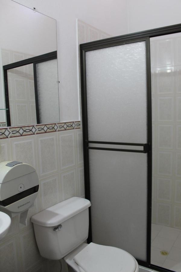 Hostal Isla Senorial San Gil Esterno foto